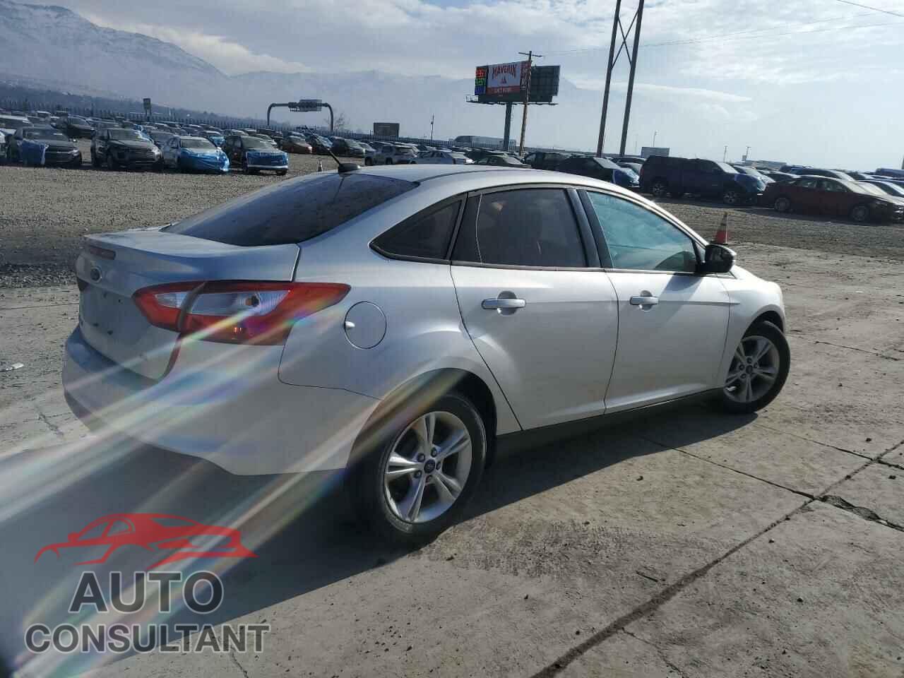 FORD FOCUS 2014 - 1FADP3F2XEL462665