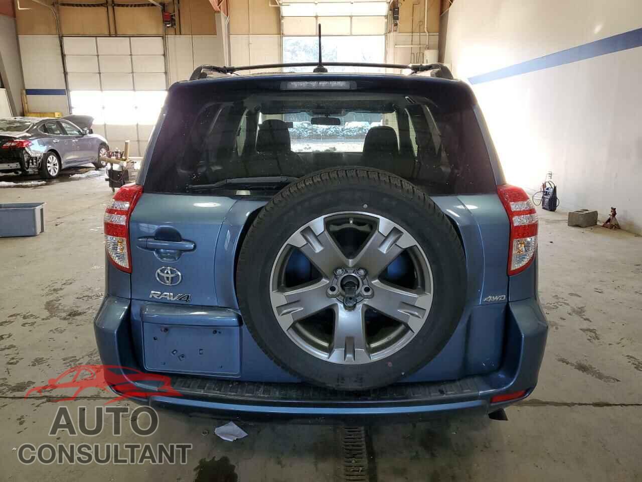TOYOTA RAV4 2011 - 2T3RF4DV9BW107002