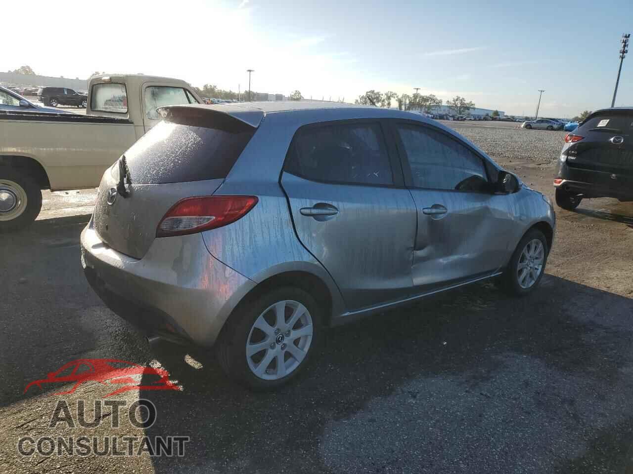 MAZDA 2 2013 - JM1DE1LZ9D0163335