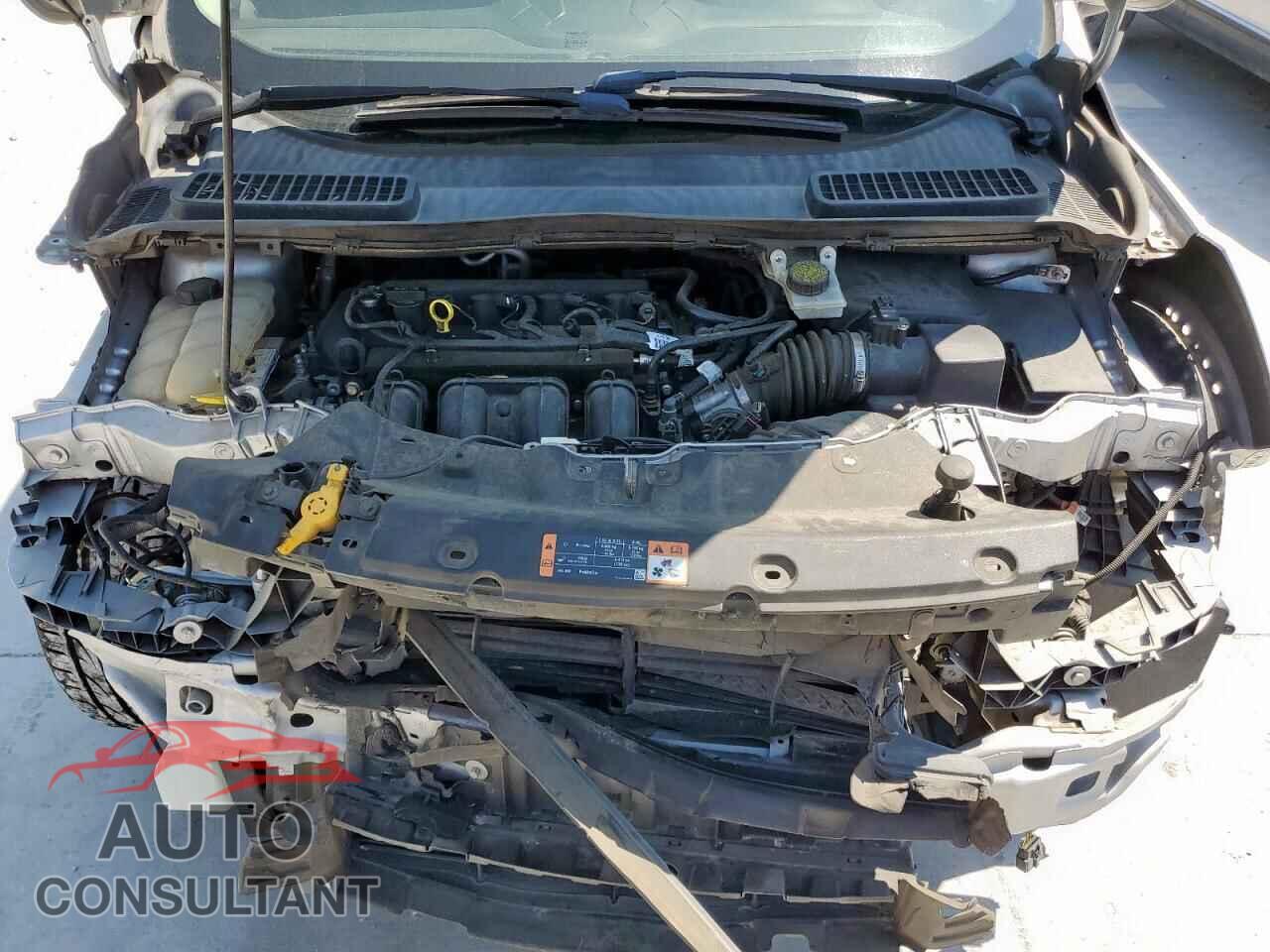 FORD ESCAPE 2015 - 1FMCU0F76FUC12128