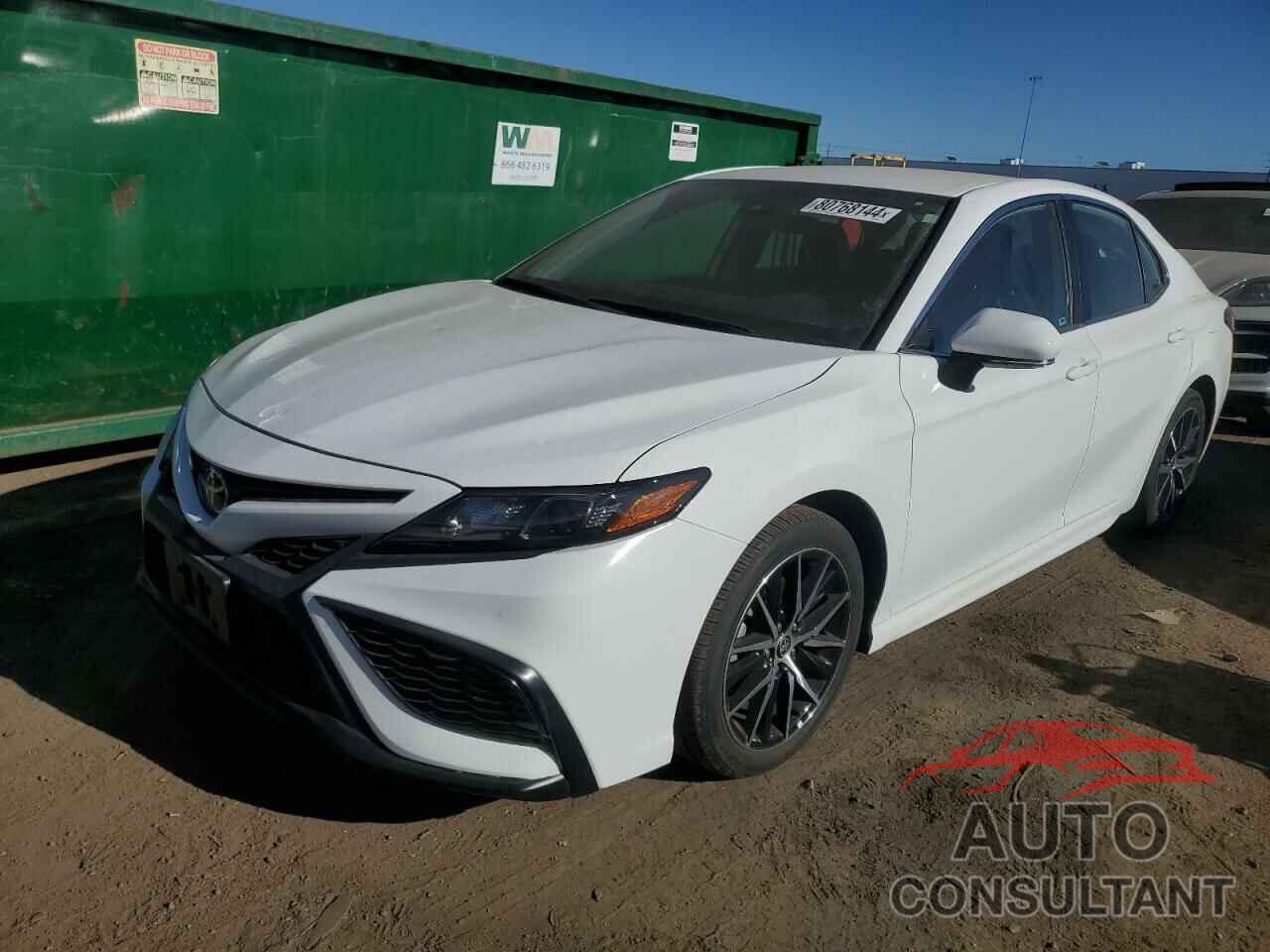 TOYOTA CAMRY 2022 - 4T1G11AK6NU709626