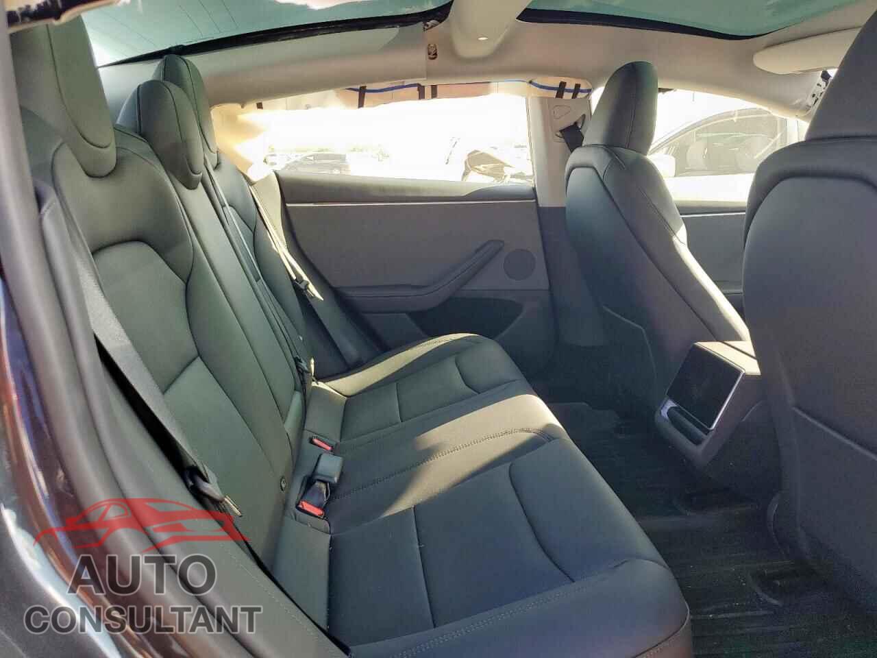 TESLA MODEL 3 2025 - 5YJ3E1EA5SF056204