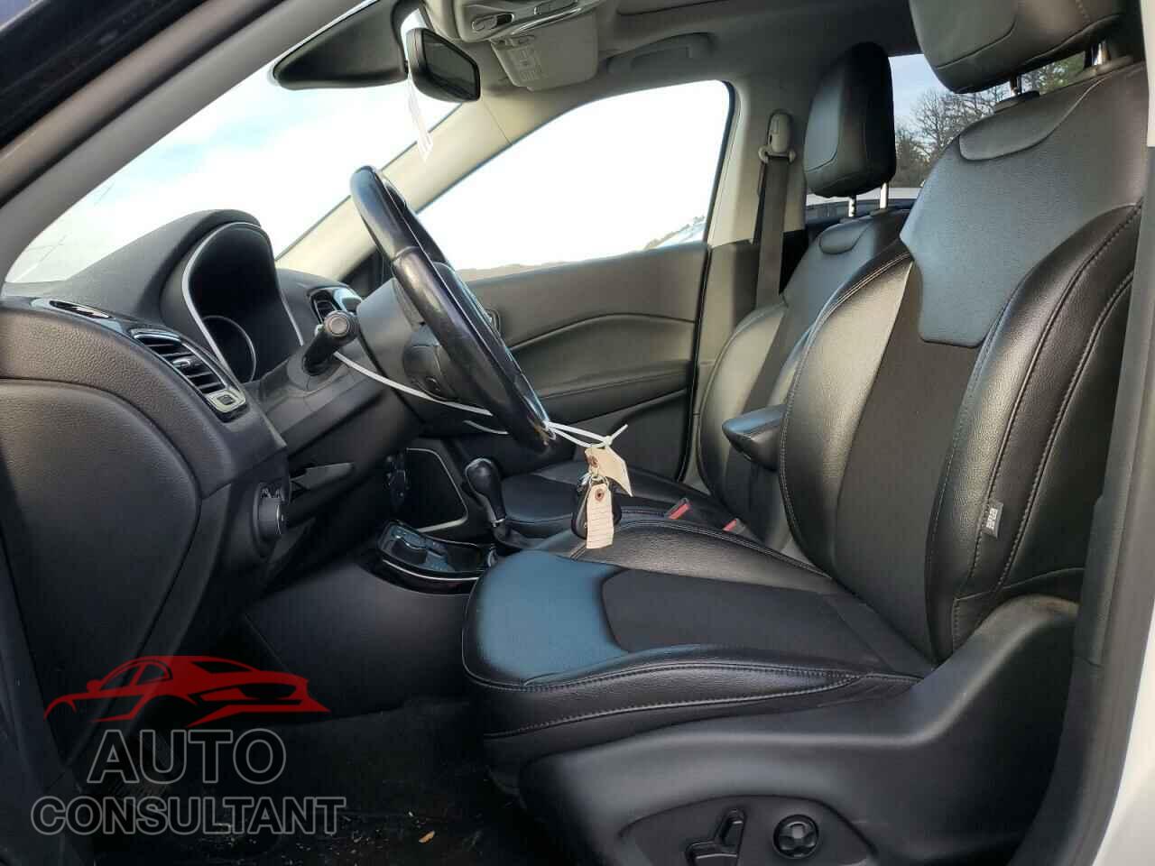 JEEP COMPASS 2020 - 3C4NJDBB2LT157562