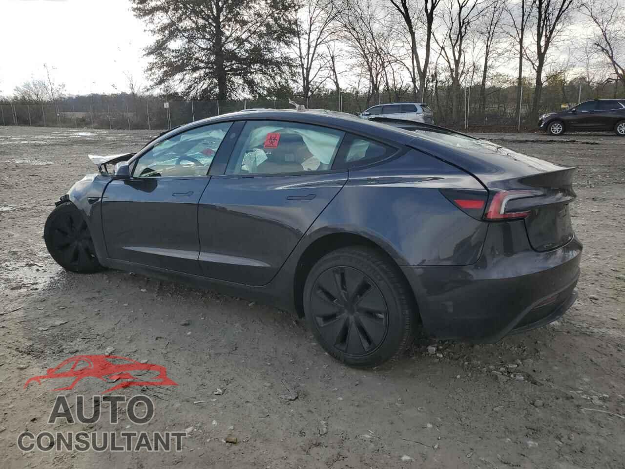 TESLA MODEL 3 2024 - 5YJ3E1EA7RF861860