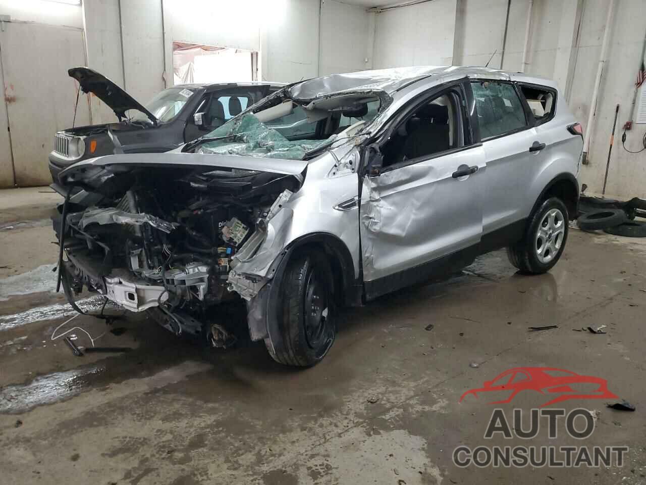 FORD ESCAPE 2017 - 1FMCU0F74HUE12329