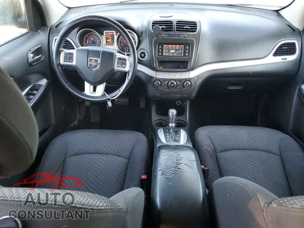 DODGE JOURNEY 2015 - 3C4PDCAB8FT556749