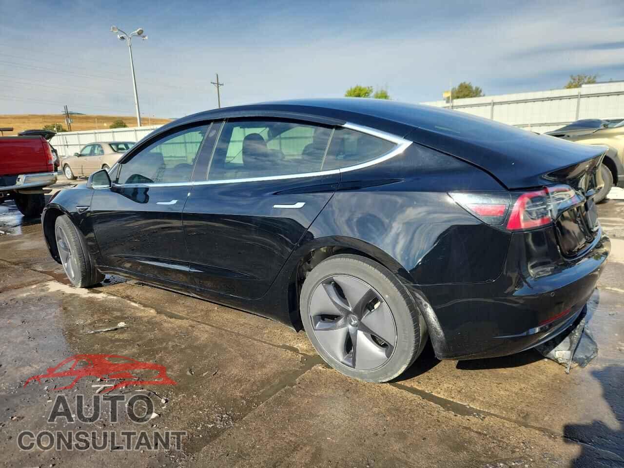 TESLA MODEL 3 2019 - 5YJ3E1EA3KF305549