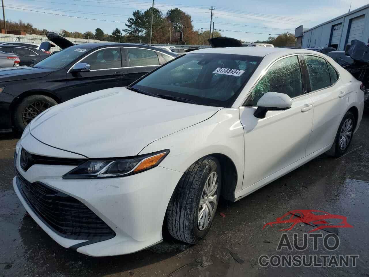 TOYOTA CAMRY 2018 - 4T1B11HK4JU653552