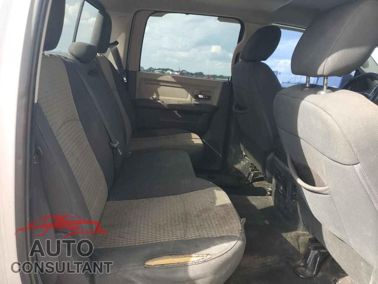 DODGE RAM 1500 2012 - 1C6RD7LT9CS285789