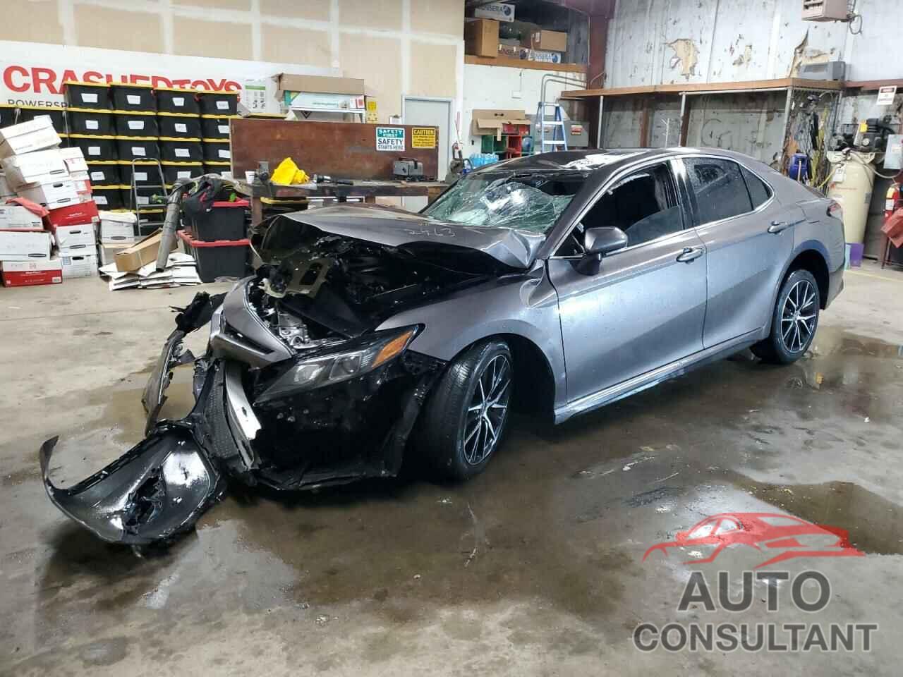 TOYOTA CAMRY 2022 - 4T1G11AK3NU652463