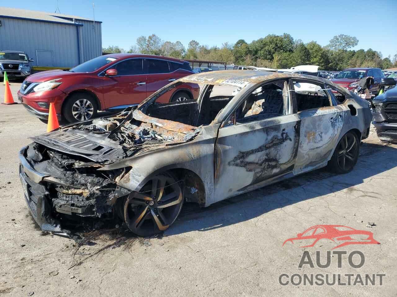 HONDA ACCORD 2018 - 1HGCV1F34JA186791
