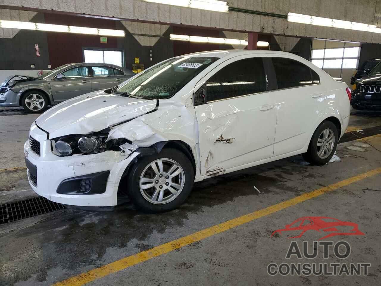 CHEVROLET SONIC 2016 - 1G1JC5SH3G4142091