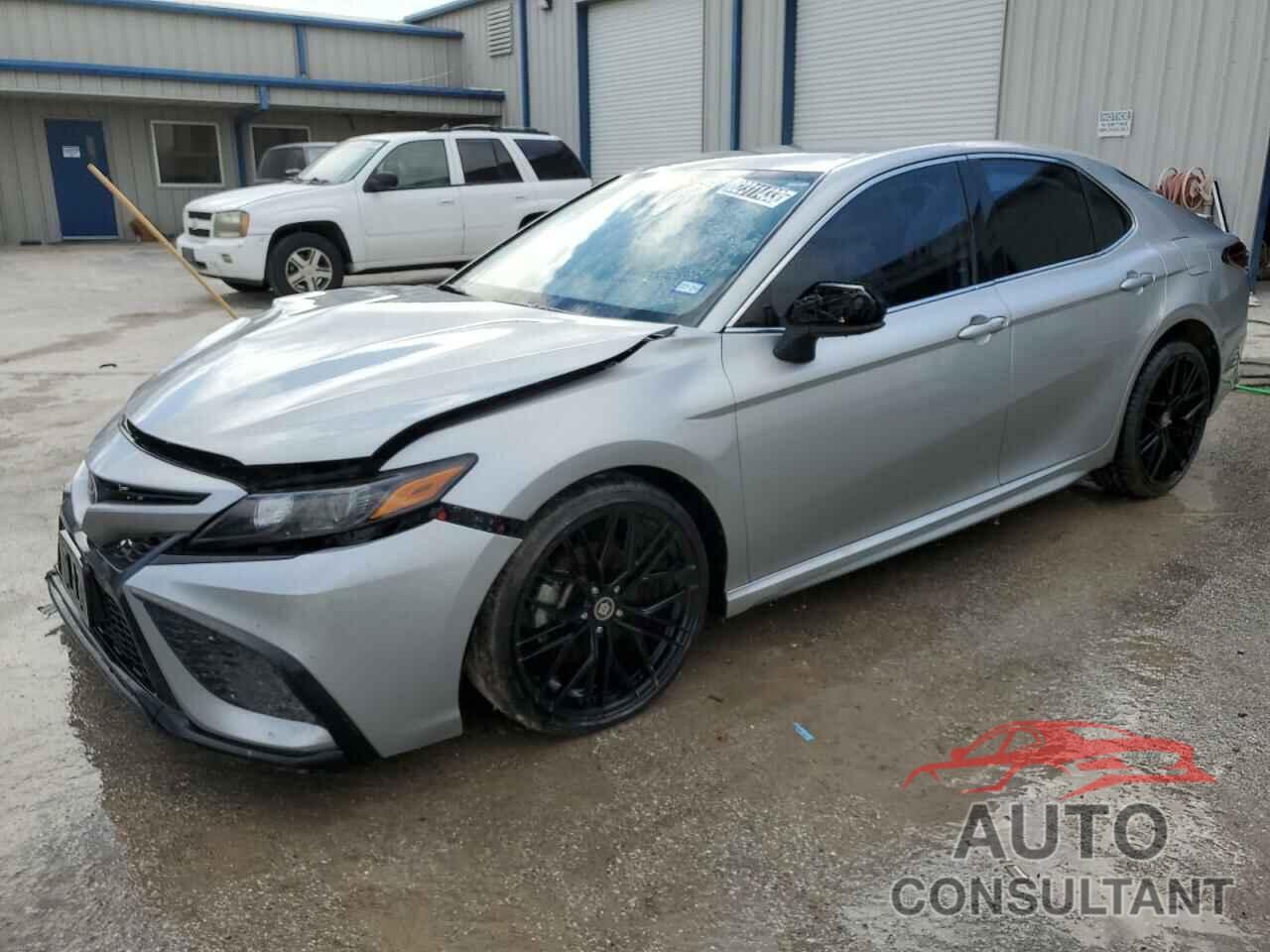 TOYOTA CAMRY 2021 - 4T1G11AK8MU416521