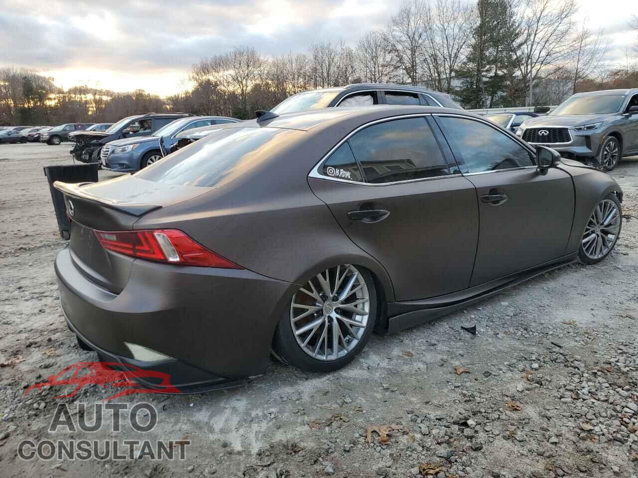 LEXUS IS 2015 - JTHCF1D26F5018803