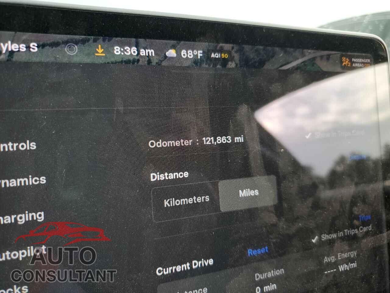TESLA MODEL 3 2018 - 5YJ3E1EA4JF010684
