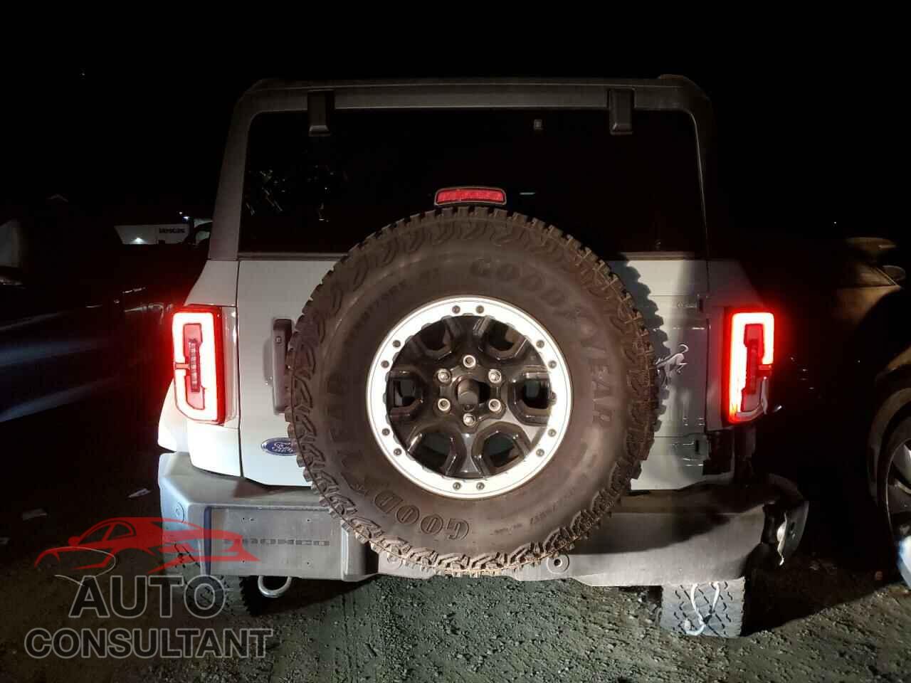 FORD BRONCO 2023 - 1FMDE5DH8PLB33013