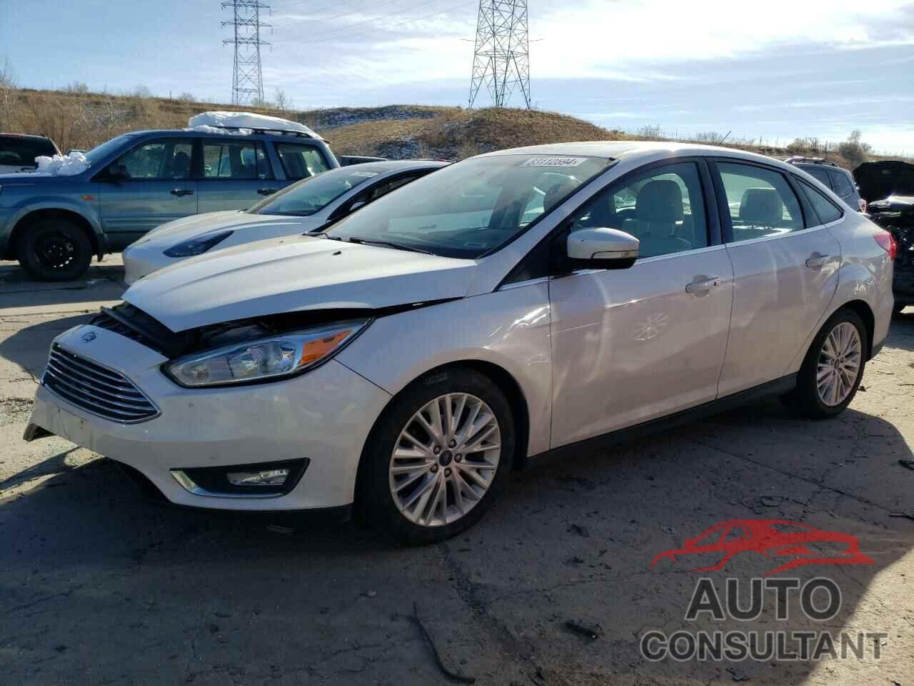 FORD FOCUS 2017 - 1FADP3J28HL277011