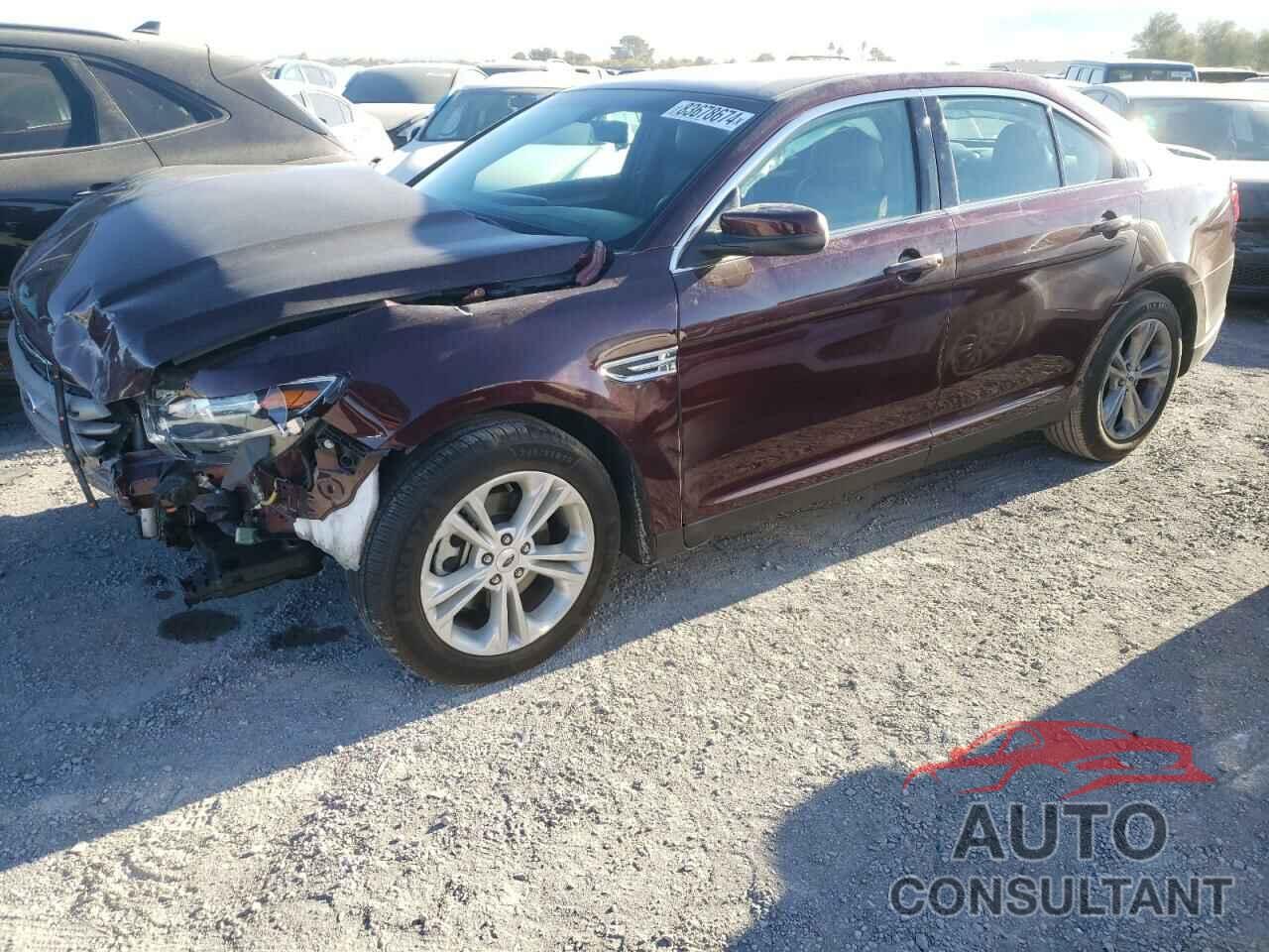 FORD TAURUS 2018 - 1FAHP2E88JG105537