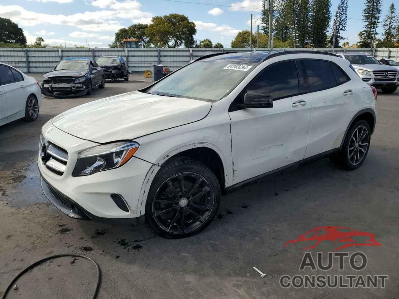 MERCEDES-BENZ GLA-CLASS 2016 - WDCTG4EB4GJ225806