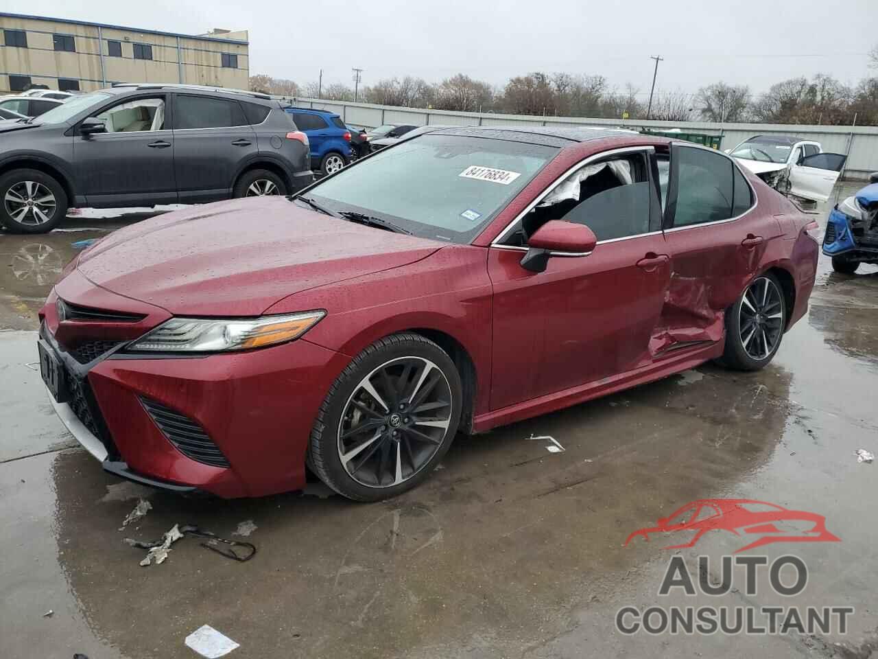 TOYOTA CAMRY 2018 - 4T1B61HK2JU570476