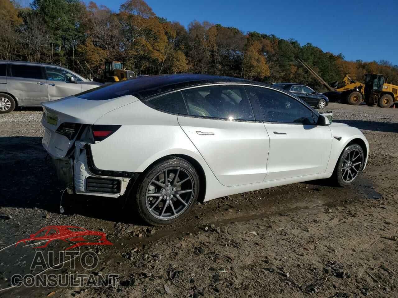 TESLA MODEL 3 2018 - 5YJ3E1EB2JF146823