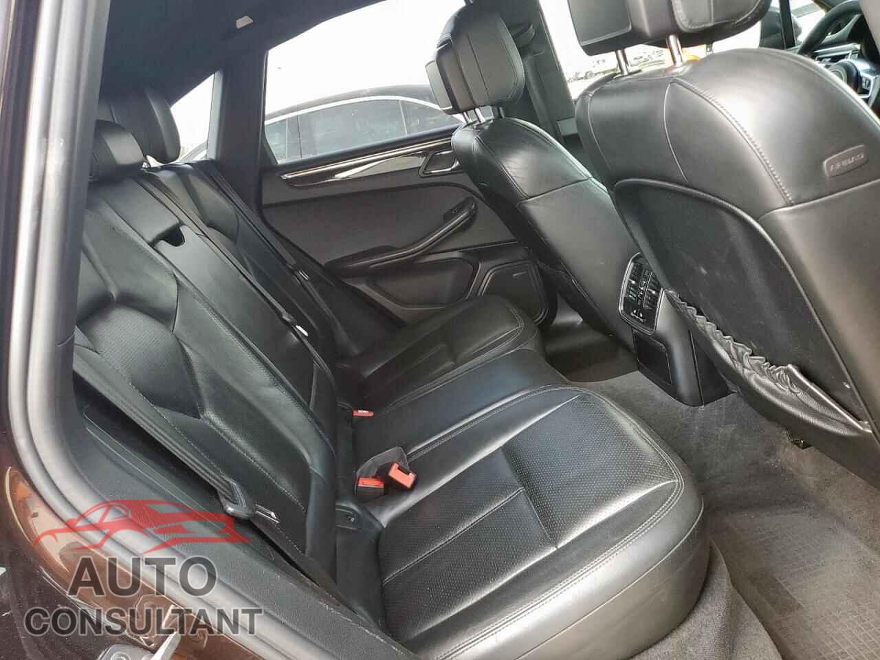 PORSCHE MACAN 2016 - WP1AB2A51GLB45933