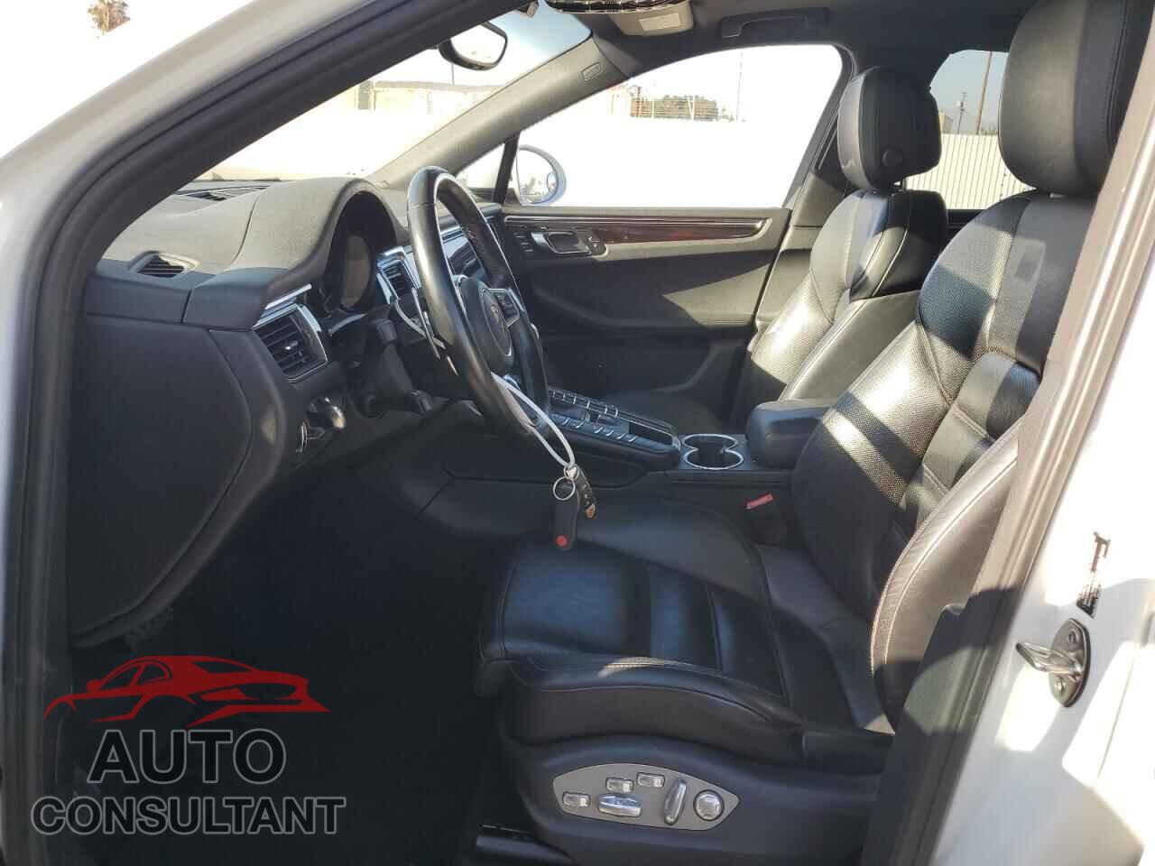 PORSCHE MACAN 2016 - WP1AB2A55GLB57194