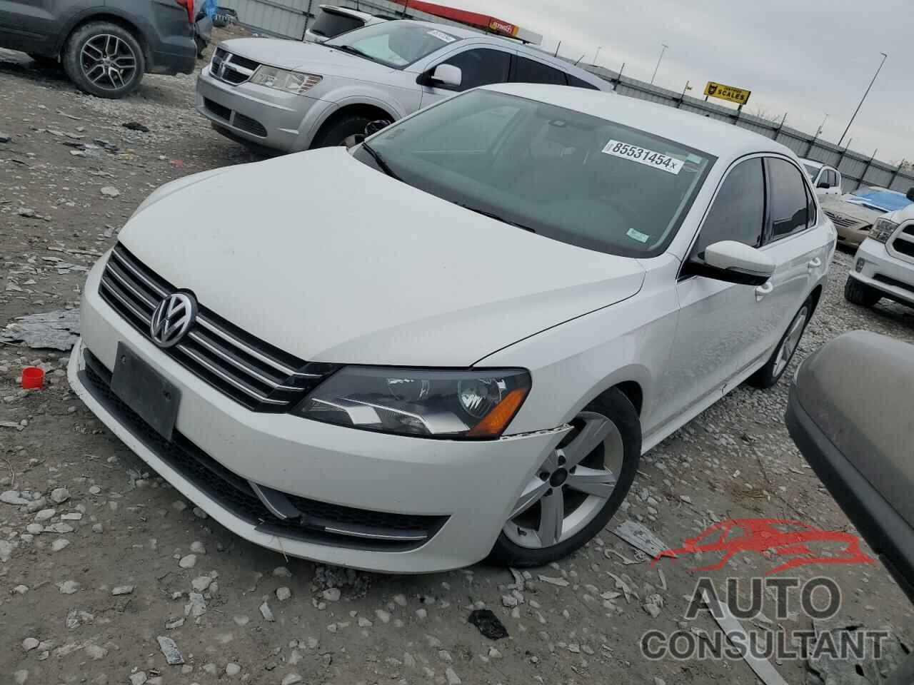 VOLKSWAGEN PASSAT 2013 - 1VWBP7A37DC091890