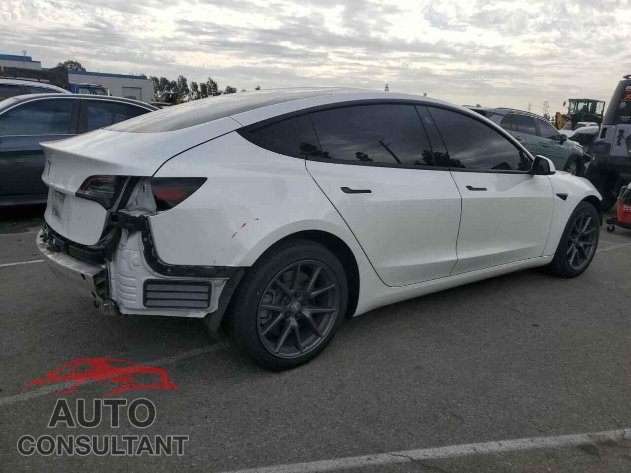 TESLA MODEL 3 2021 - 5YJ3E1EA2MF006332
