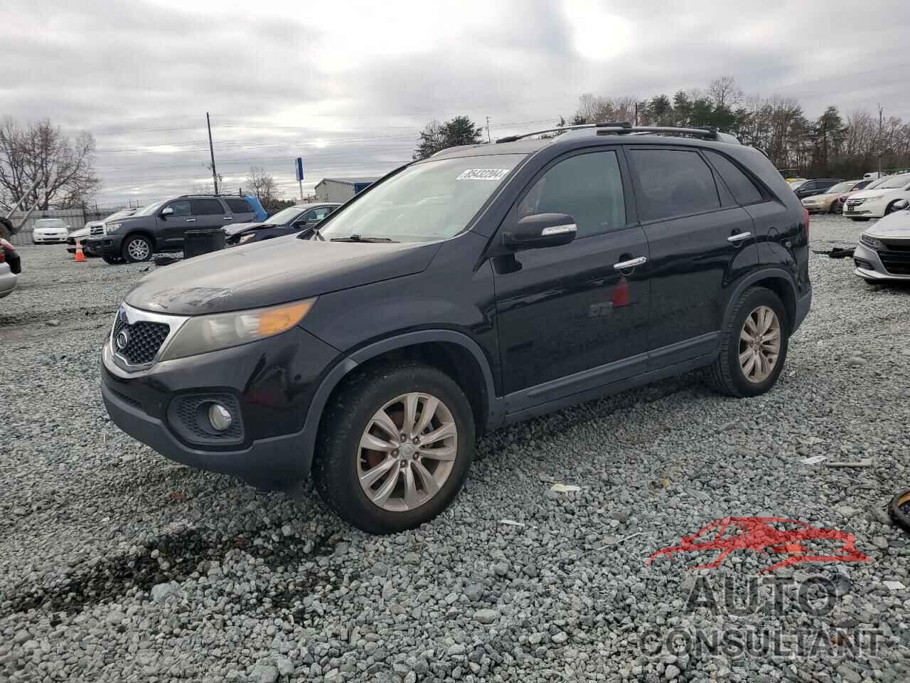 KIA SORENTO 2011 - 5XYKU3A14BG003888