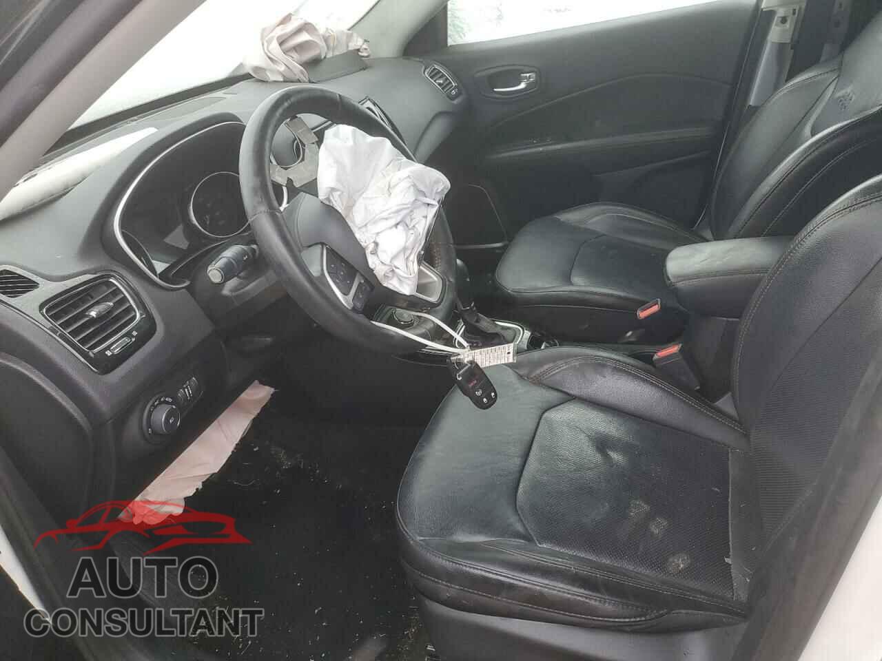 JEEP COMPASS 2018 - 3C4NJDCB4JT373893