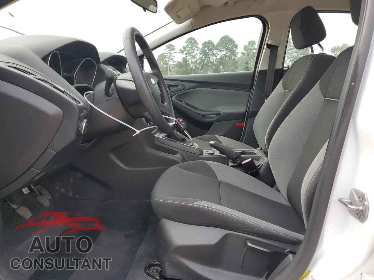 FORD FOCUS 2013 - 1FADP3E27DL167247