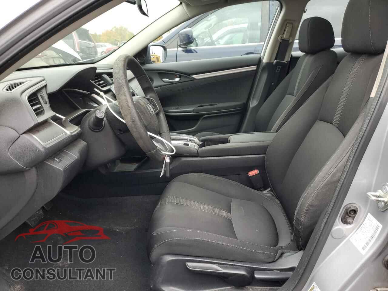 HONDA CIVIC 2017 - 2HGFC2F77HH529746