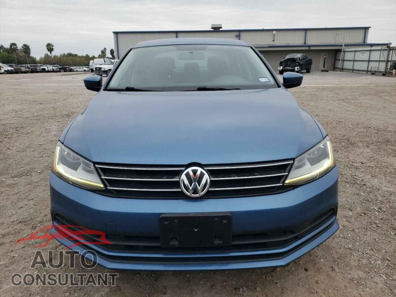 VOLKSWAGEN JETTA 2017 - 3VW2B7AJ5HM309827