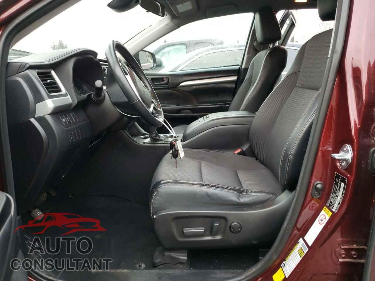 TOYOTA HIGHLANDER 2017 - 5TDBZRFH7HS382911