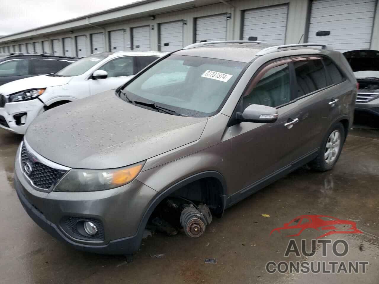 KIA SORENTO 2011 - 5XYKT3A1XBG181923