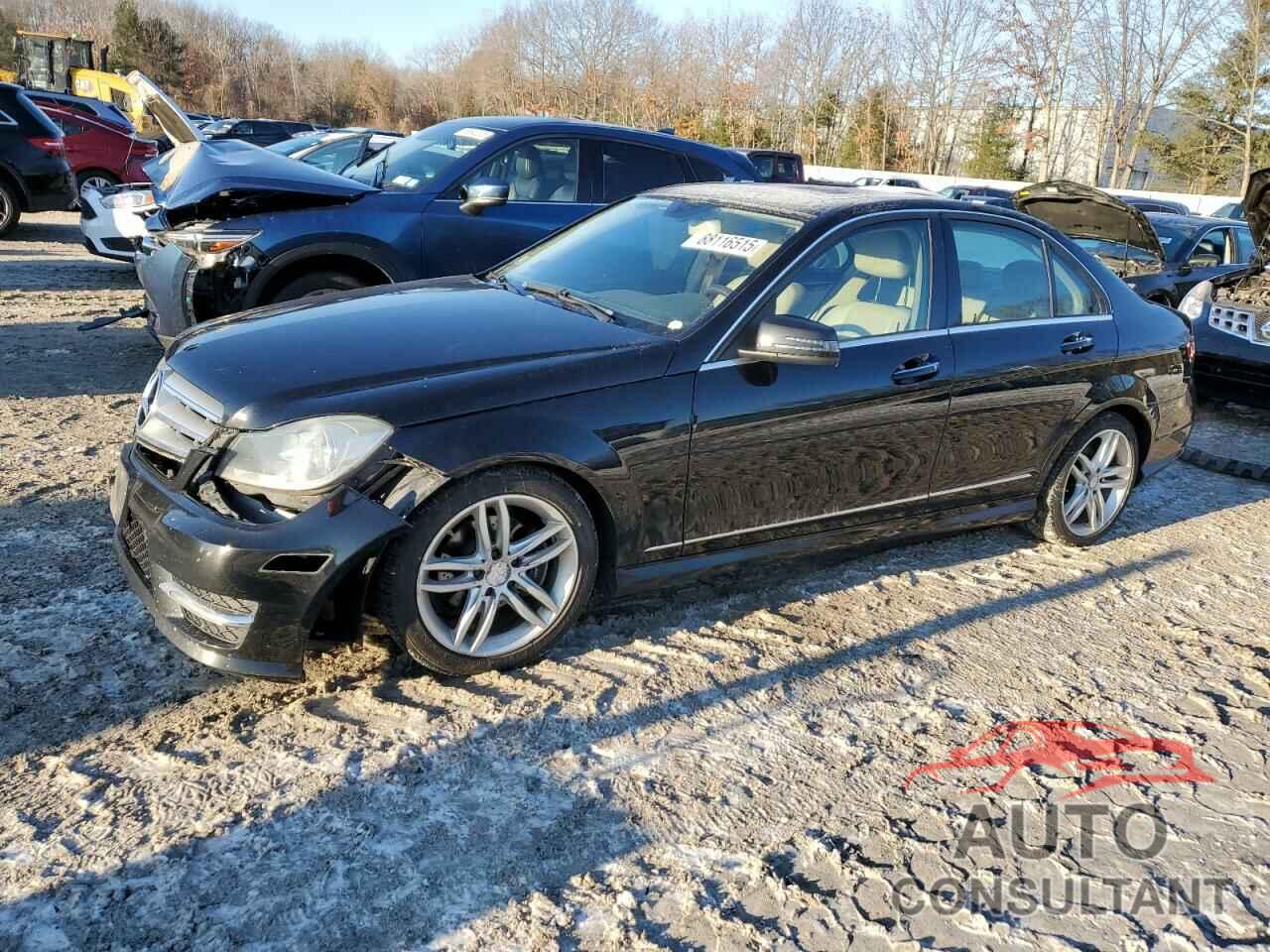 MERCEDES-BENZ C-CLASS 2012 - WDDGF8BB5CA691296