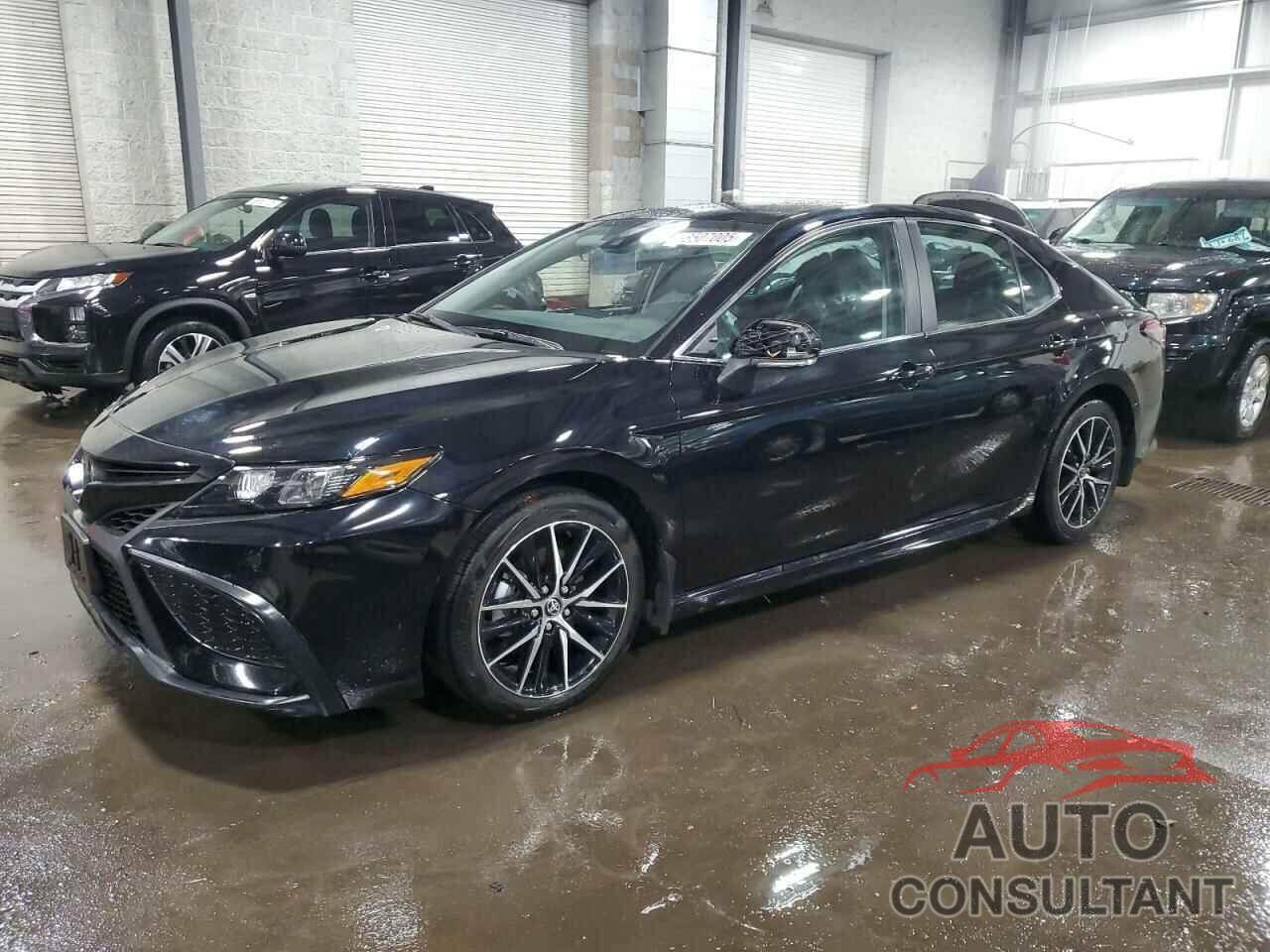 TOYOTA CAMRY 2023 - 4T1G11AK3PU773920