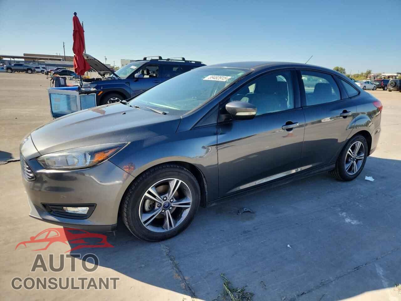 FORD FOCUS 2017 - 1FADP3FE3HL299565