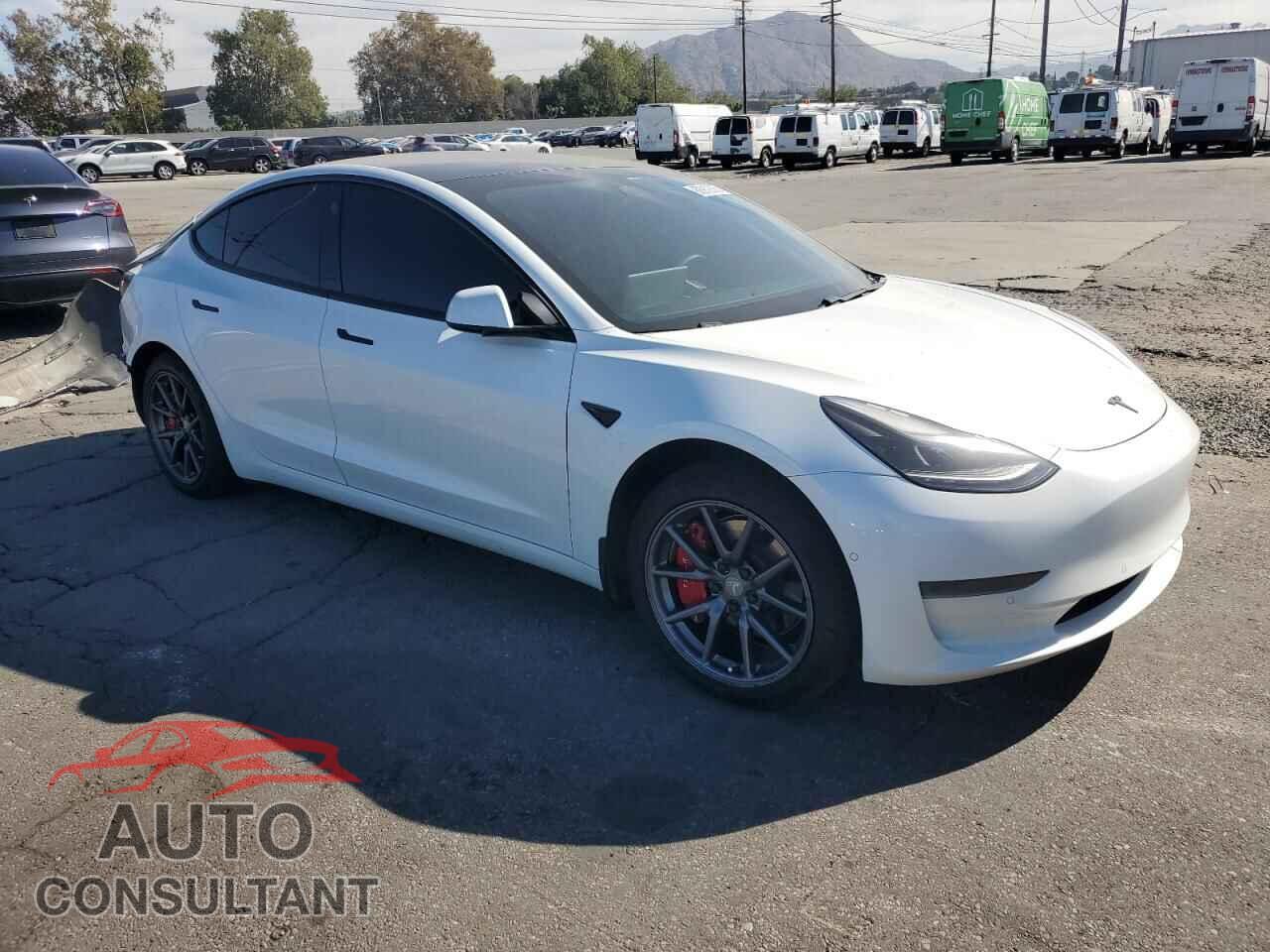 TESLA MODEL 3 2021 - 5YJ3E1EA2MF871589