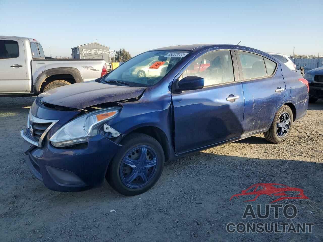NISSAN VERSA 2018 - 3N1CN7AP5JL850054