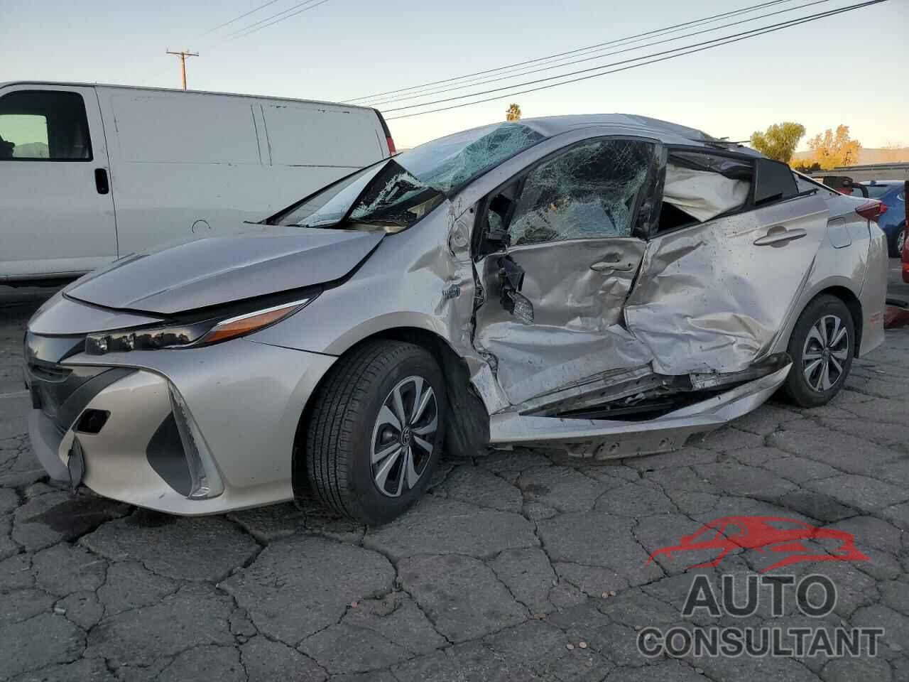 TOYOTA PRIUS 2020 - JTDKARFPXL3141062