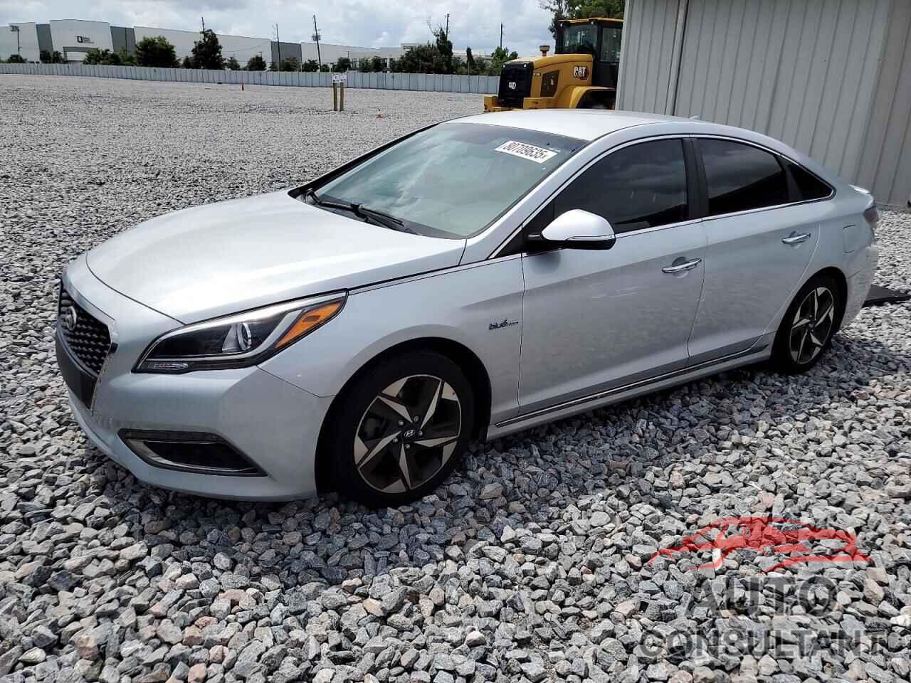 HYUNDAI SONATA 2017 - KMHE34L36HA067195