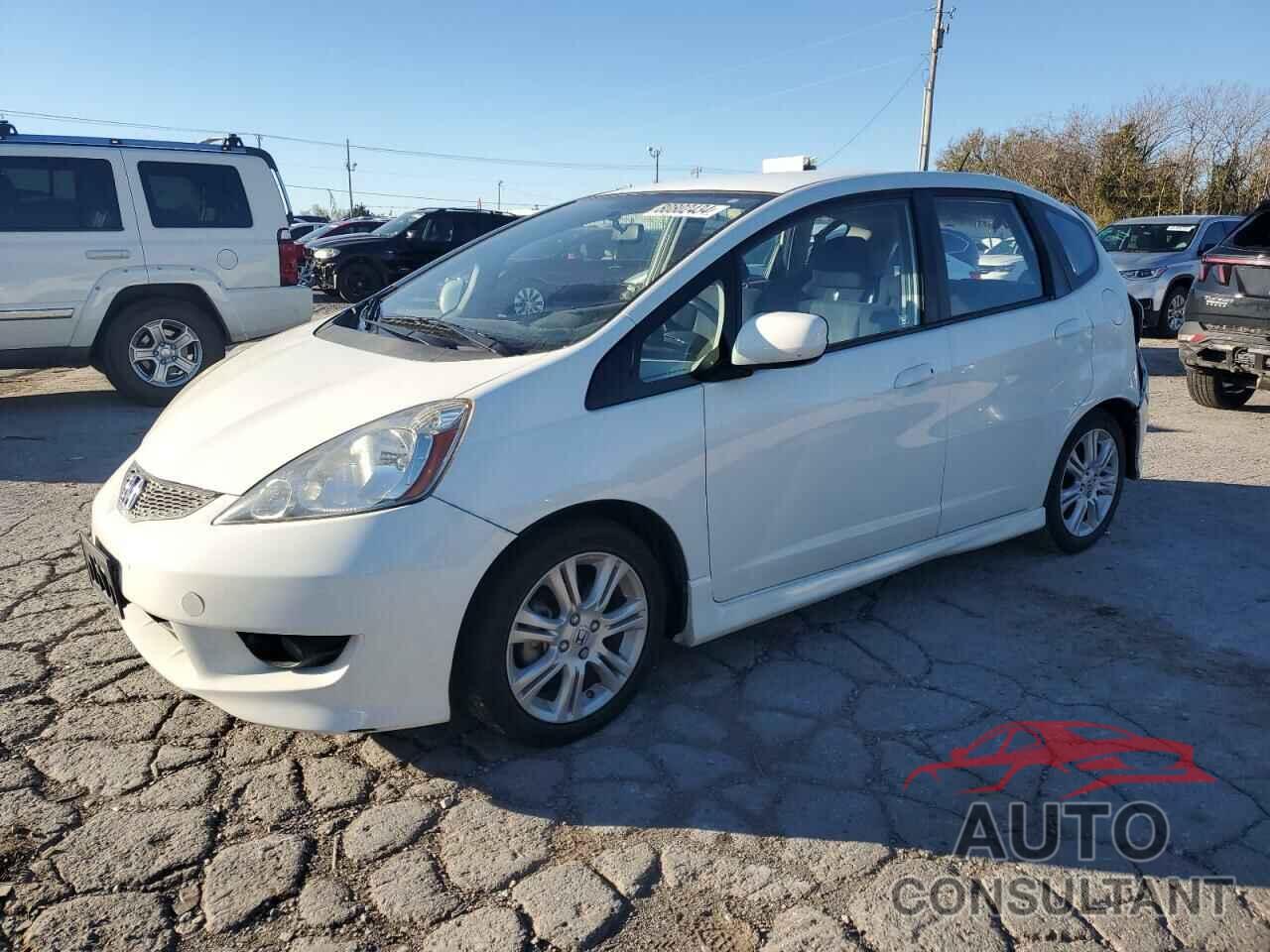 HONDA FIT 2011 - JHMGE8H63BC023246