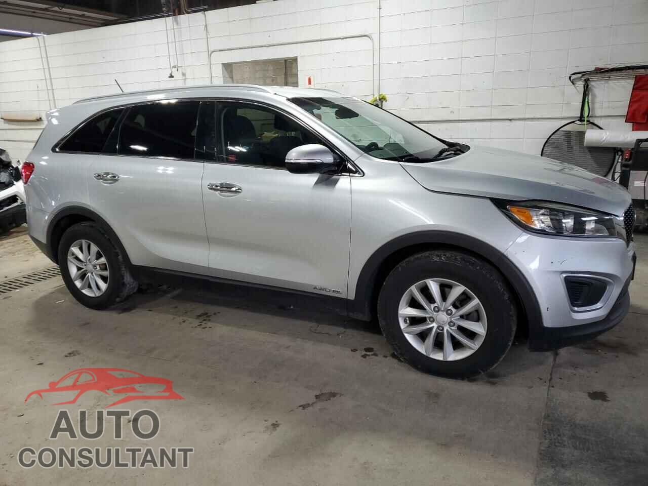 KIA SORENTO 2017 - 5XYPGDA54HG333030