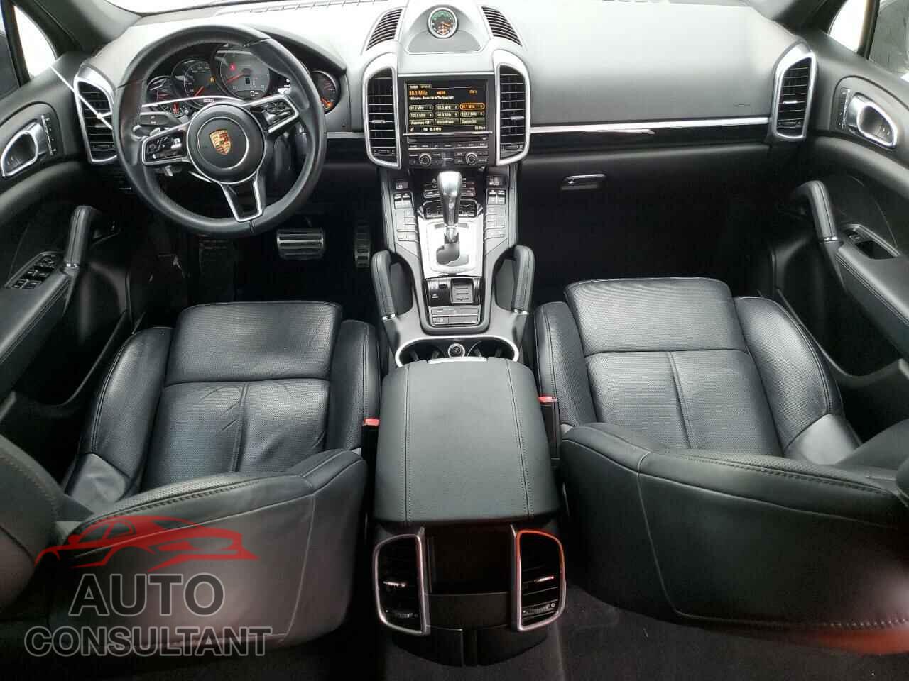 PORSCHE CAYENNE 2015 - WP1AB2A25FLA56547
