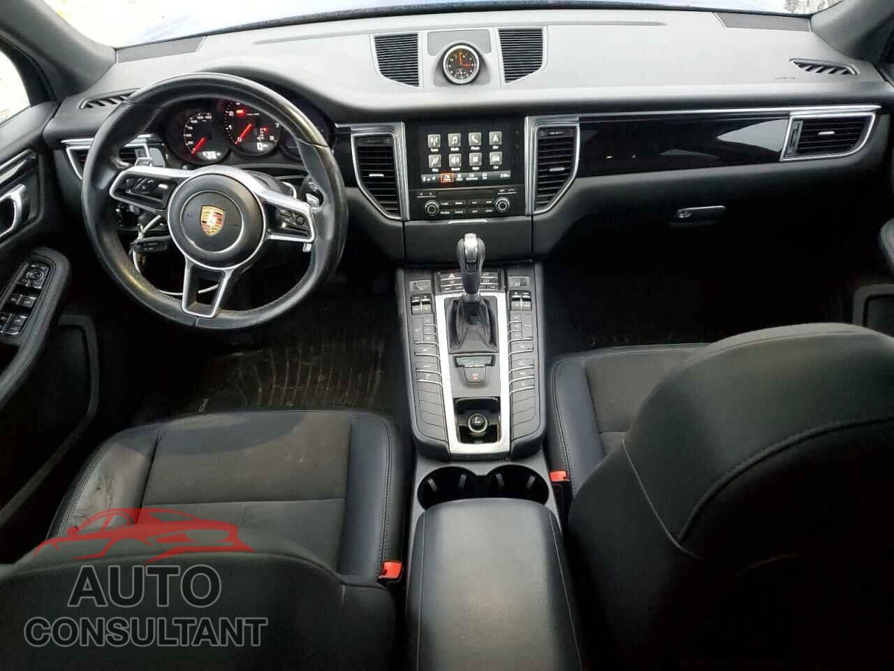 PORSCHE MACAN 2017 - WP1AA2A5XHLB05967