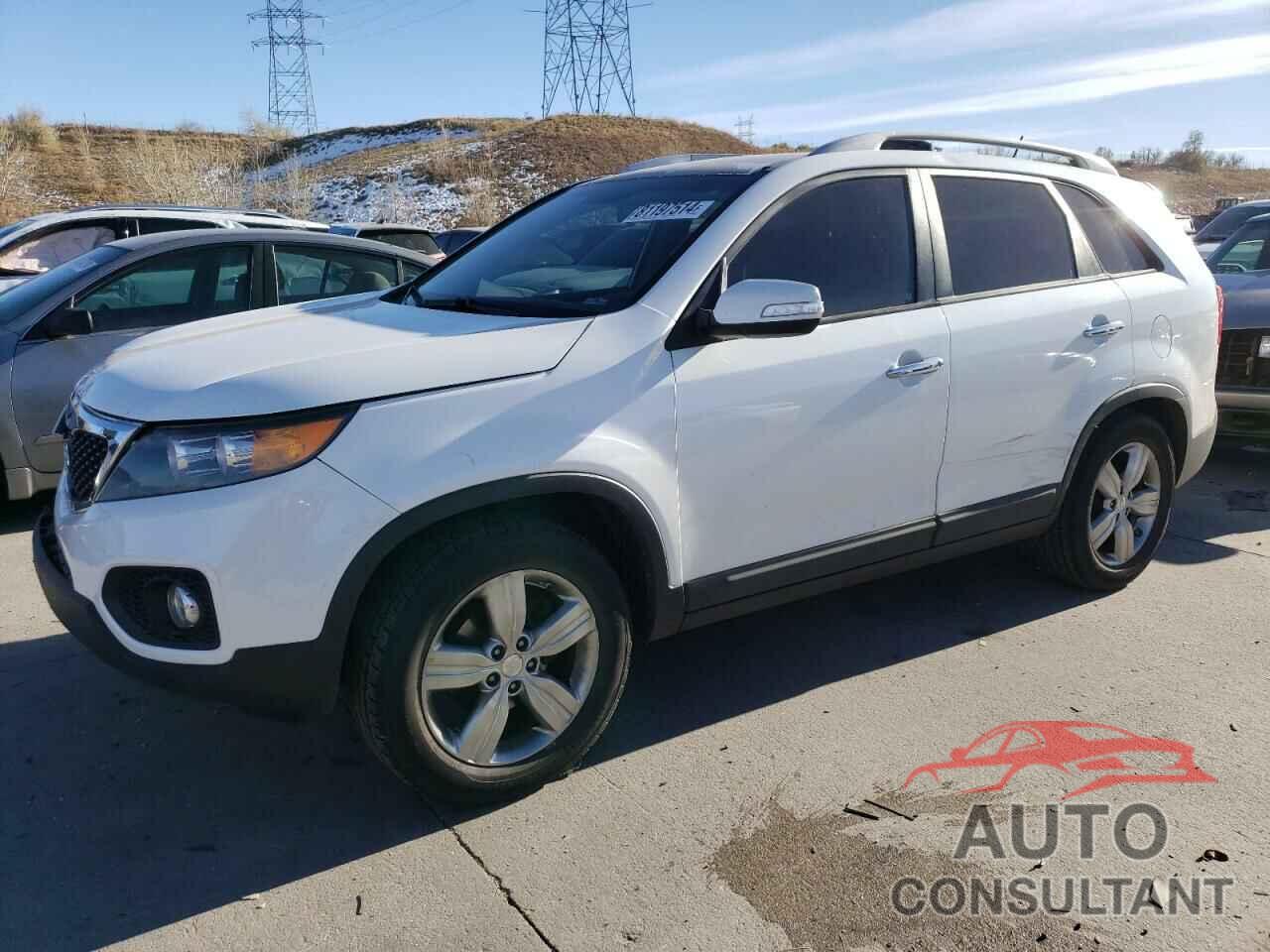 KIA SORENTO 2013 - 5XYKU4A23DG391889
