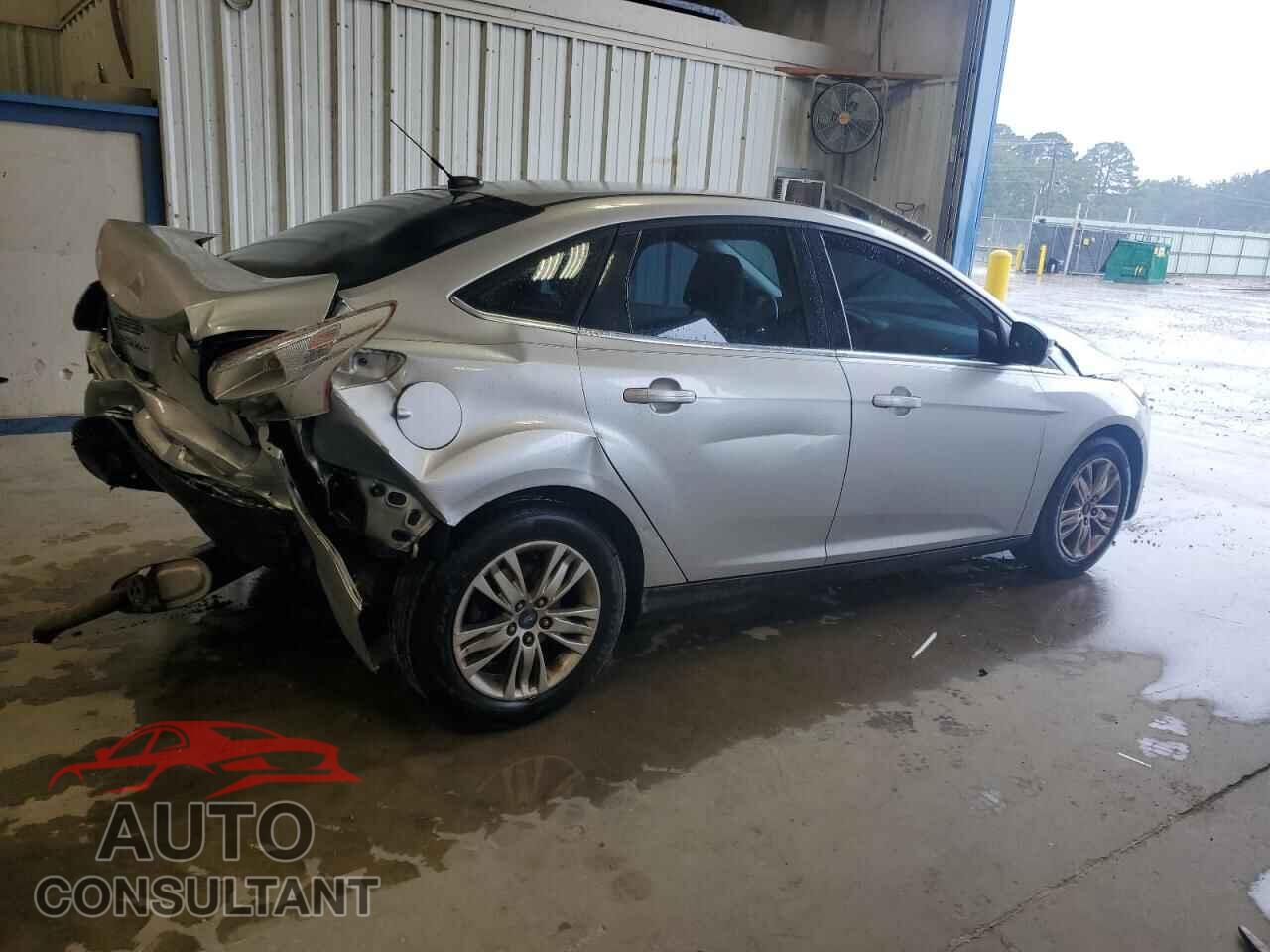 FORD FOCUS 2012 - 1FAHP3H26CL185086