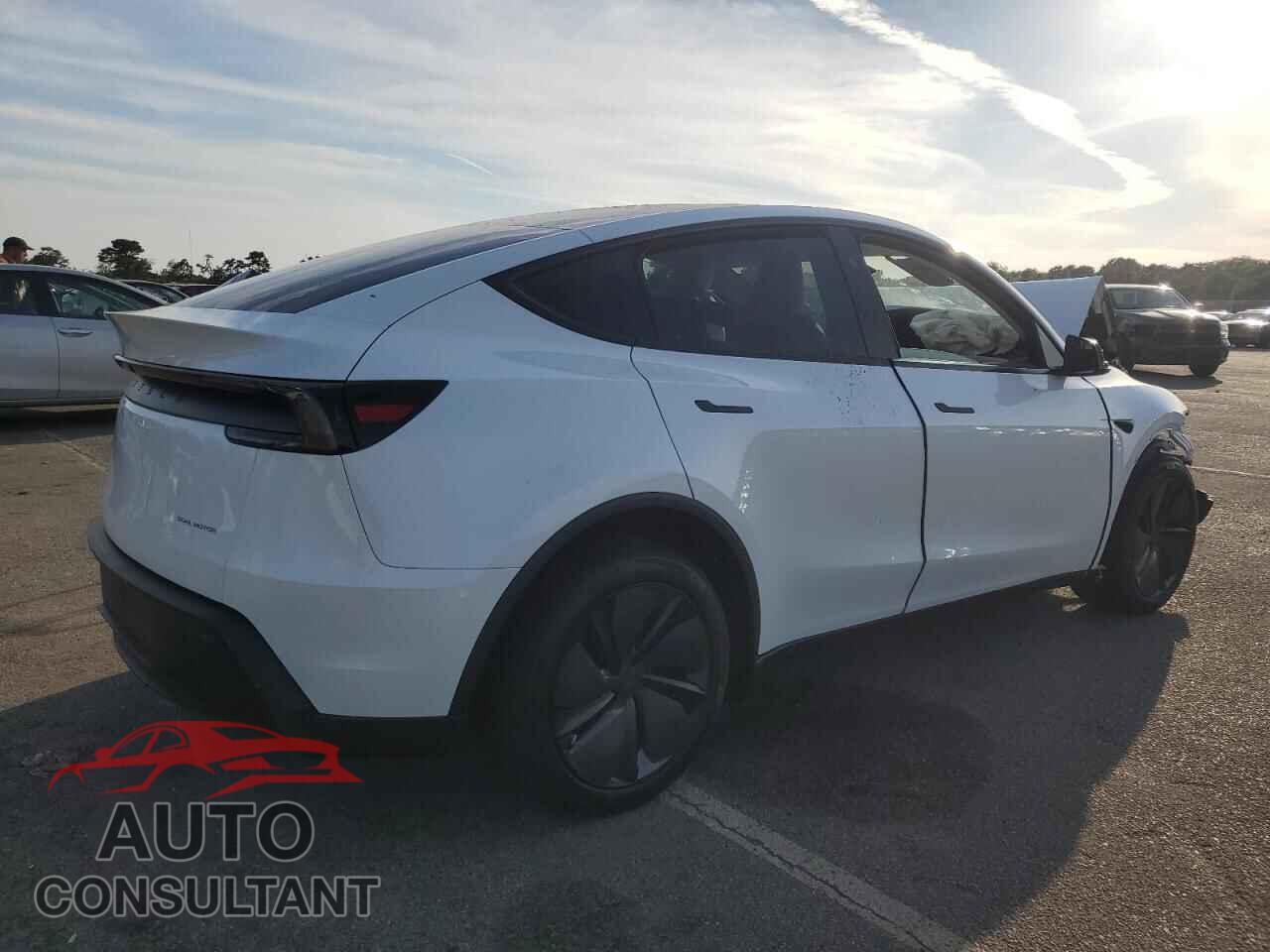 TESLA MODEL Y 2026 - 7SAYGDEEXTA487577
